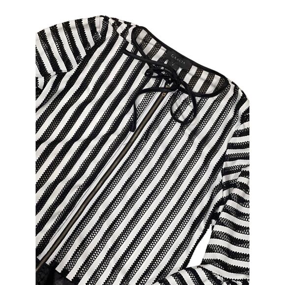 Gracia,‎ Zip up Top, Bell Sleeves, See Thru, Size S, KB179 - Picture 1 of 5